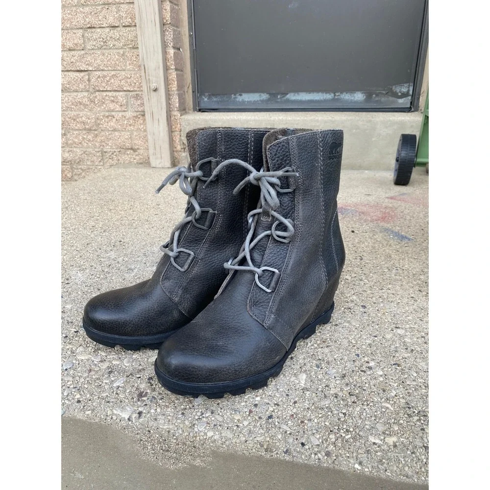 Sorel Joan Of Arctic Wedge Ankle Boots 9.5 Gray Leather Lace Up‎ Gorpcore Combat